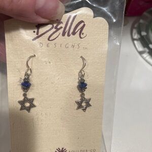 Magnificent brand new earrings. Just beautiful.